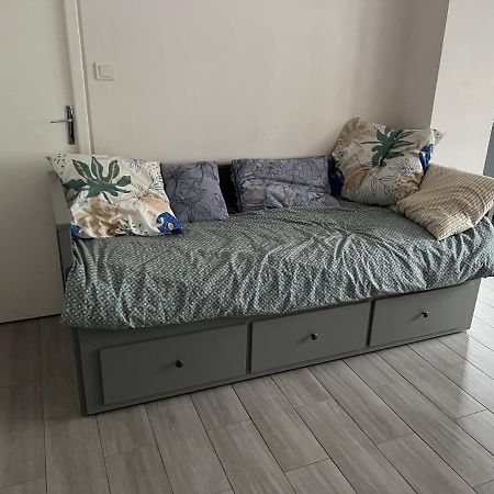 Appartement Pres De La Defense Nanterre Bagian luar foto